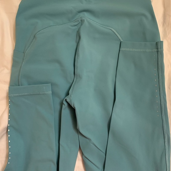 Lululemon pants - Picture 3 of 3